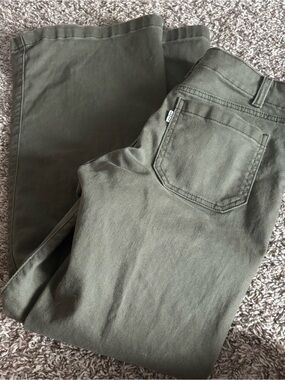 Levi's Olive-Tone Wide Leg Women's Jeans super low flare wide sz 29 khaki
